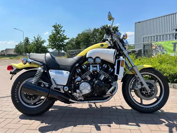 Yamaha Egli Vmax